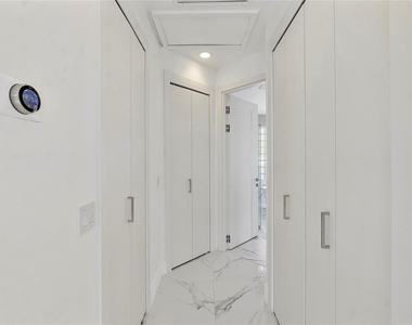 410 Sabal Way - Photo Thumbnail 15