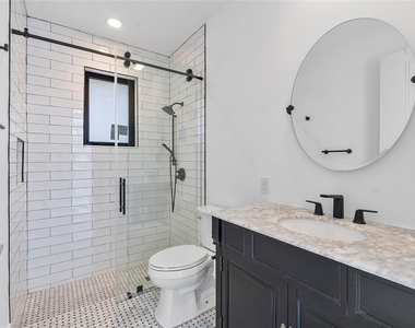 410 Sabal Way - Photo Thumbnail 36