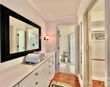 1323 Queens Road - Photo Thumbnail 13