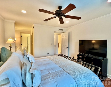 1323 Queens Road - Photo Thumbnail 11