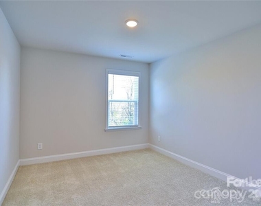13126 Settlers Trail Court - Photo Thumbnail 6