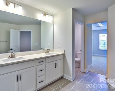 13126 Settlers Trail Court - Photo Thumbnail 8