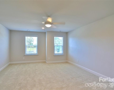 13106 Settlers Trail Court - Photo Thumbnail 4