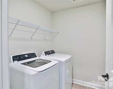 13105 Settlers Trail Court - Photo Thumbnail 11