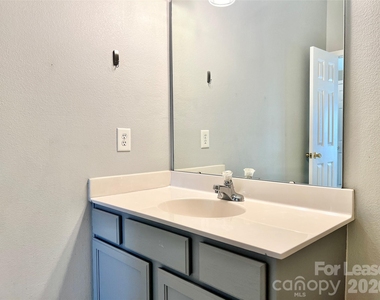 119 Ross Moore Avenue - Photo Thumbnail 17