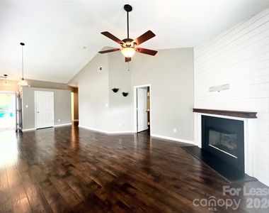 119 Ross Moore Avenue - Photo Thumbnail 4