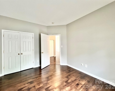 119 Ross Moore Avenue - Photo Thumbnail 16