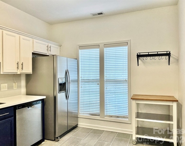 119 Ross Moore Avenue - Photo Thumbnail 8