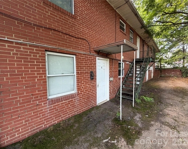325 Chambers Street - Photo Thumbnail 1
