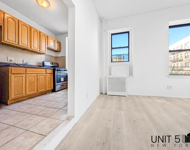 182 Havemeyer Street - Photo Thumbnail 1