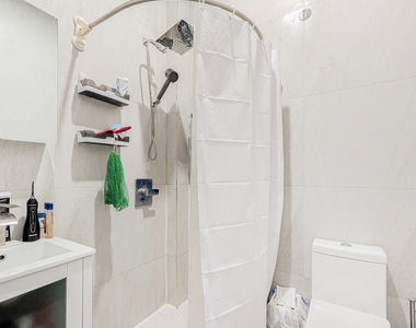 1518 Jefferson Avenue - Photo Thumbnail 6