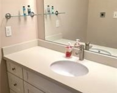 278 N Wilshire Avenue - Photo Thumbnail 11