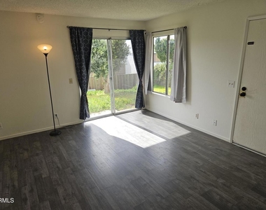 271 N Ventura Road - Photo Thumbnail 12