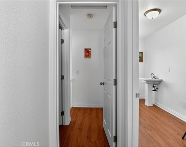 20122 Candleflame Court - Photo Thumbnail 4