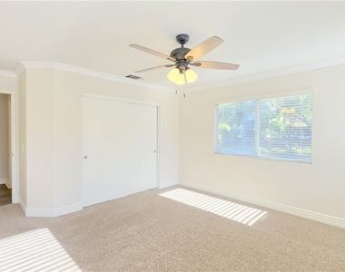 324 Lydia Lane - Photo Thumbnail 10