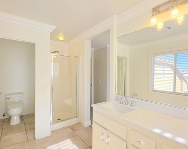 324 Lydia Lane - Photo Thumbnail 12