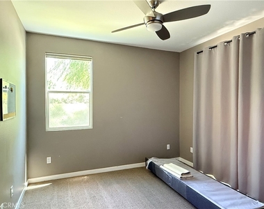 713 Manhattan Drive - Photo Thumbnail 7