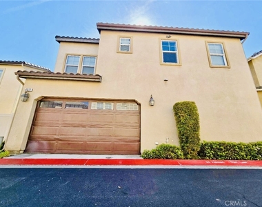 4512 Luigl Court - Photo Thumbnail 14