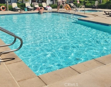 5094 Via Manos - Photo Thumbnail 38