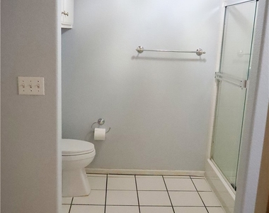 24909 Madison - Photo Thumbnail 13
