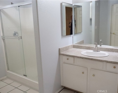 24909 Madison - Photo Thumbnail 11