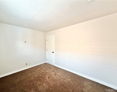 507 Lassa Way - Photo Thumbnail 22