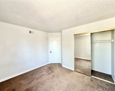 507 Lassa Way - Photo Thumbnail 17