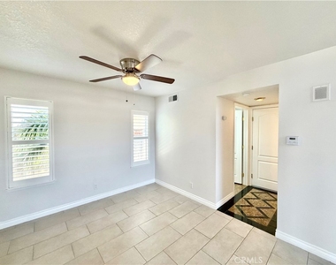 507 Lassa Way - Photo Thumbnail 10