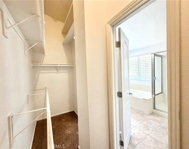 507 Lassa Way - Photo Thumbnail 31