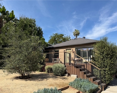 1225 Colorado - Photo Thumbnail 1