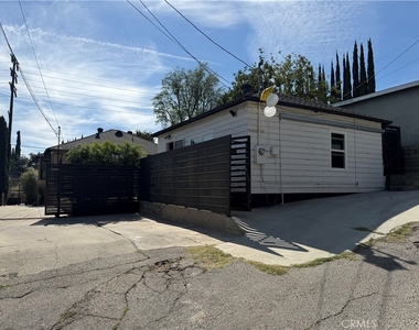 1225 Colorado - Photo Thumbnail 19