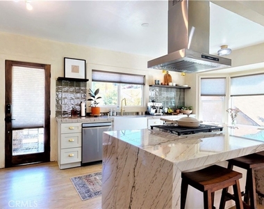 1225 Colorado - Photo Thumbnail 6