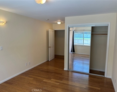 5322 Don Pio Drive - Photo Thumbnail 15