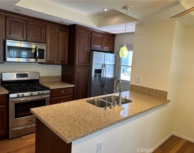 5322 Don Pio Drive - Photo Thumbnail 9