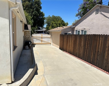 5322 Don Pio Drive - Photo Thumbnail 23