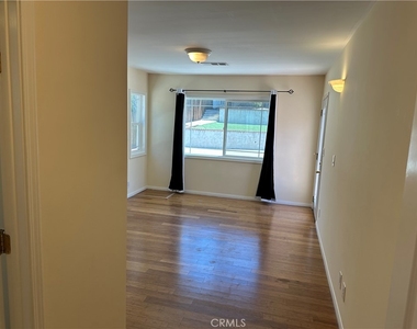 5322 Don Pio Drive - Photo Thumbnail 14
