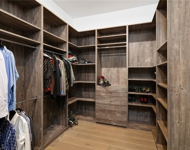 5541 Matilija Avenue - Photo Thumbnail 29