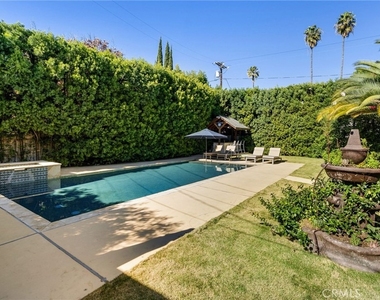 5541 Matilija Avenue - Photo Thumbnail 34