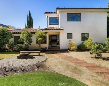 5541 Matilija Avenue - Photo Thumbnail 2