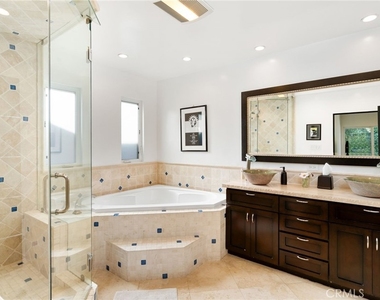 5541 Matilija Avenue - Photo Thumbnail 22