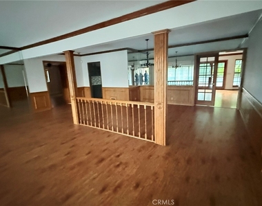 833 Hugo Reid Drive - Photo Thumbnail 8