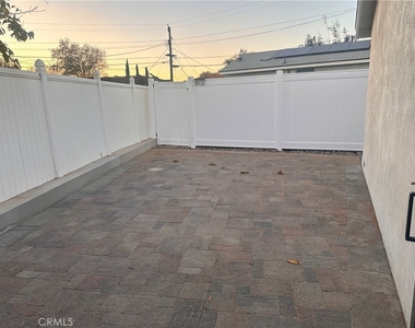 8937 Patrero St - Photo Thumbnail 3