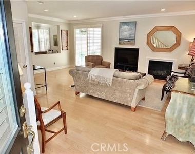 1566 Plymouth Lane - Photo Thumbnail 2