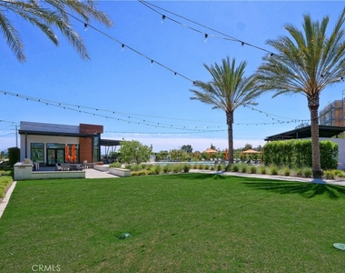 1645 W Hornet Drive - Photo Thumbnail 27