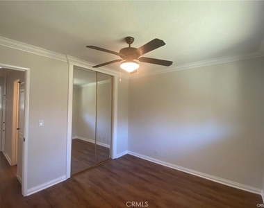 1111 Lake Street - Photo Thumbnail 7