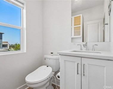 275 Sash - Photo Thumbnail 20