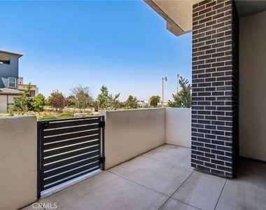 275 Sash - Photo Thumbnail 30