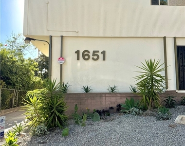1651 Golden Gate - Photo Thumbnail 5