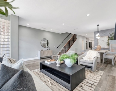 620 22nd Street - Photo Thumbnail 7