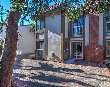 17842 Arbor Ln - Photo Thumbnail 44
